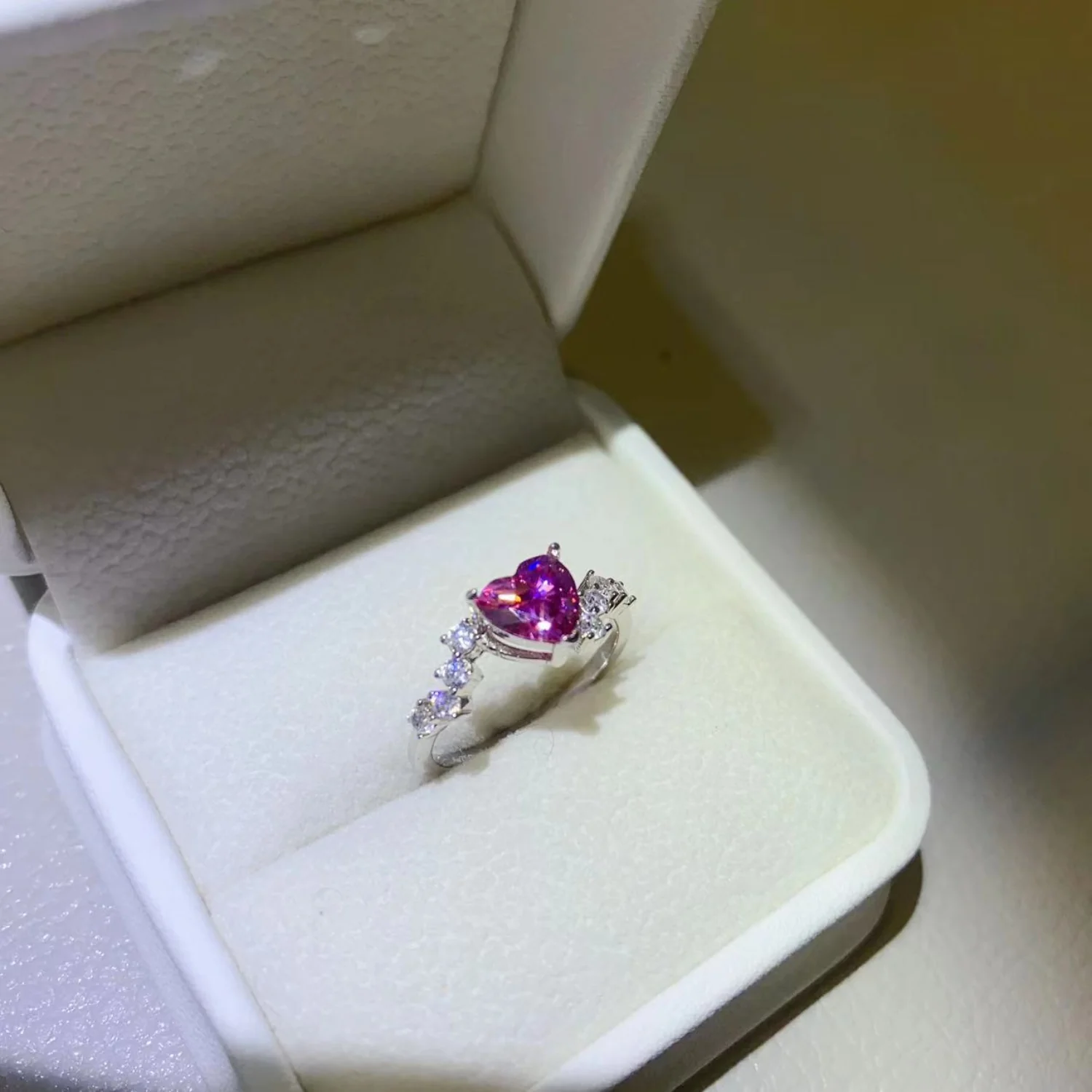 1 Carat Moissanite 925 Sterling Silver Ring - Image 2