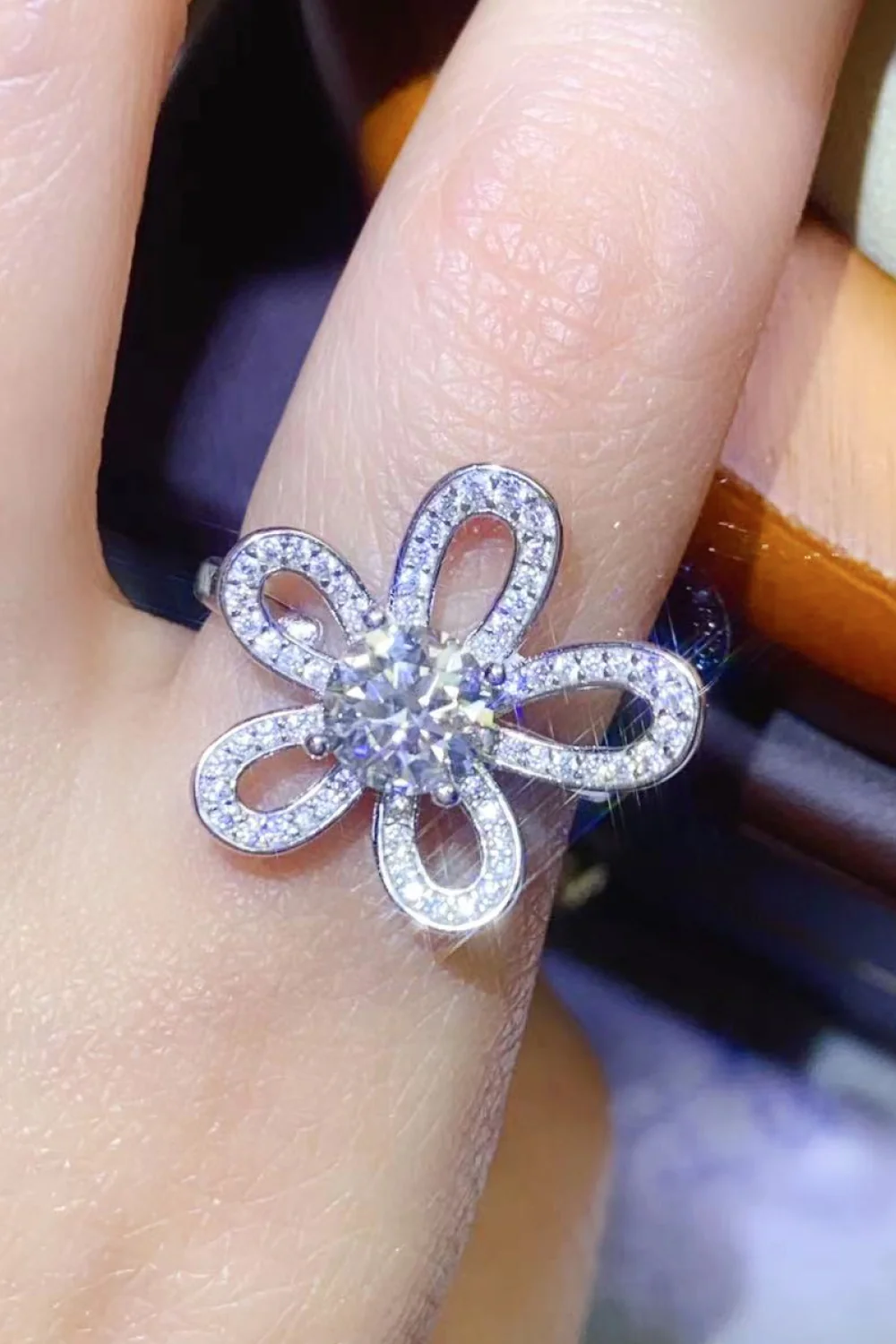 1 Carat Moissanite Flower-Shape Open Ring - Image 6