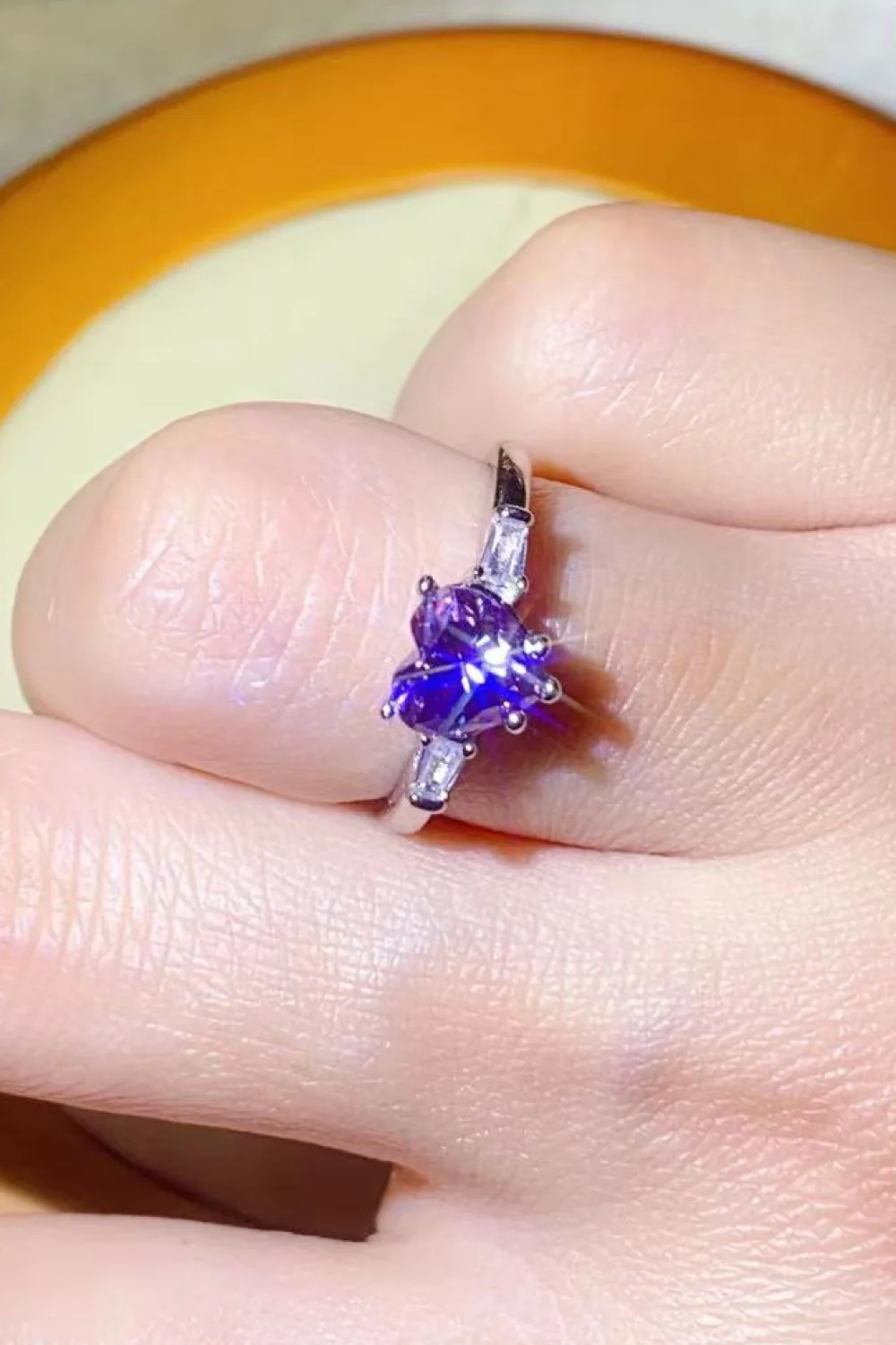 1 Carat Moissanite Heart-Shaped Platinum-Plated Ring in Purple - Image 2