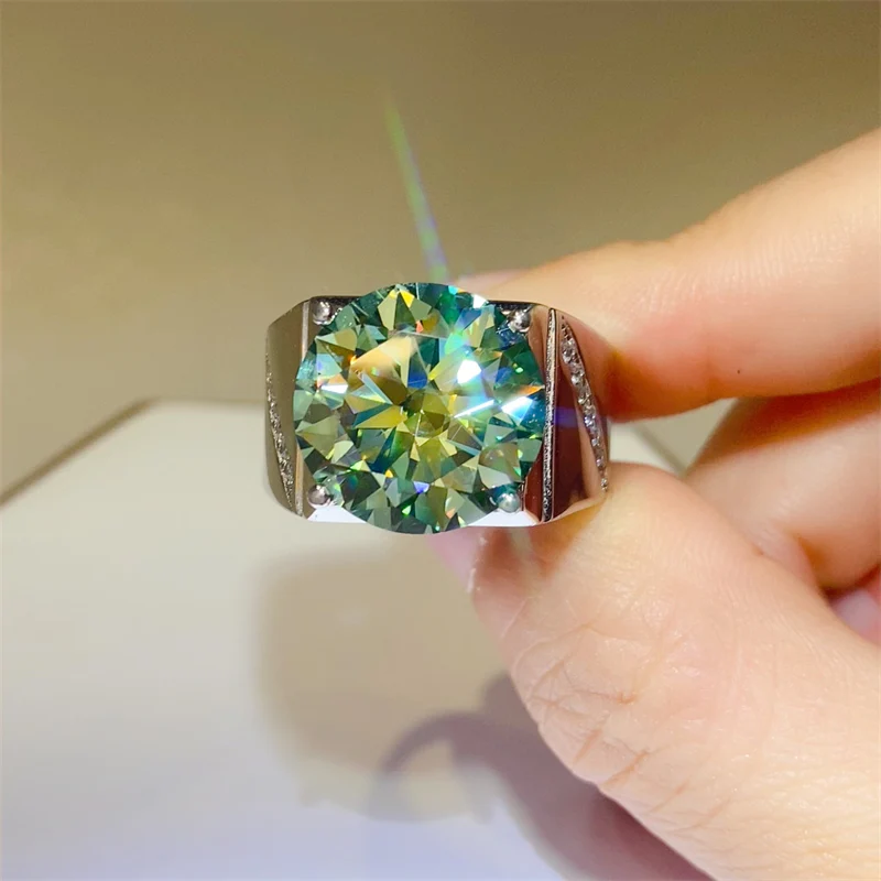 10 Carat Moissanite 925 Sterling Silver Signet Ring - Image 2
