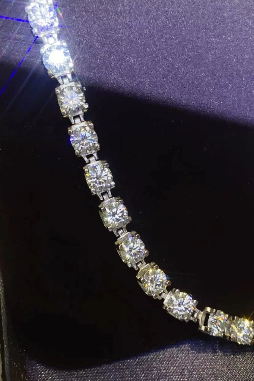 10 Carat Moissanite Platinum-Plated Bracelet - Image 4