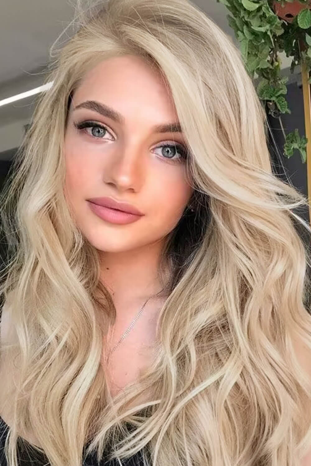 13*2" Lace Front Wigs Synthetic Long Wave 25" 150% Density - Image 6