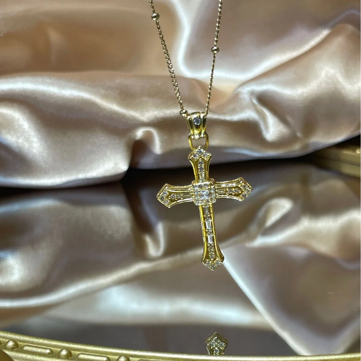 18K Gold-Plated Cross Pendant Necklace - Image 2