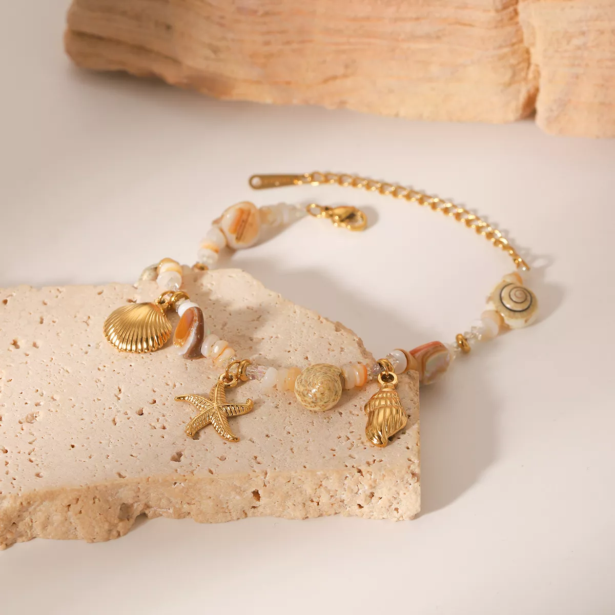18K Gold-Plated Shell Charm Bracelet - Image 5