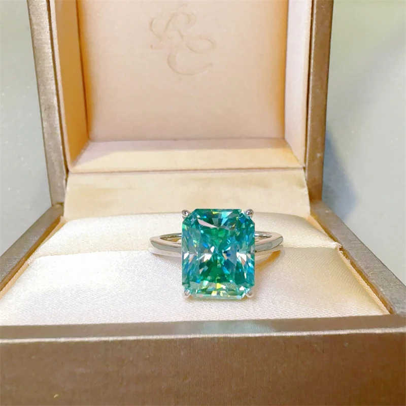 2 Carat 925 Sterling Silver Moissanite Rectangle Shape Ring - Image 3