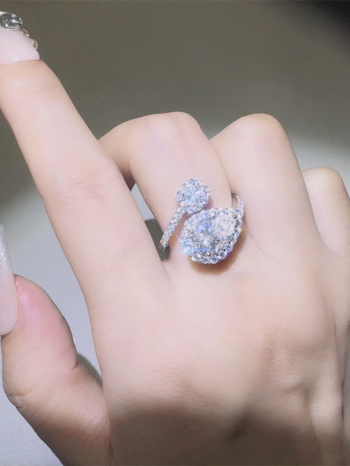 2 Carat Moissanite 925 Sterling Silver Bypass Ring - Image 3