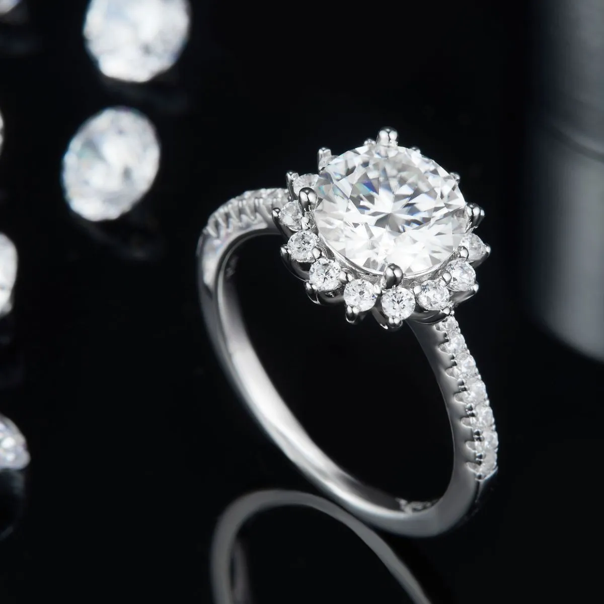 2 Carat Moissanite 925 Sterling Silver Ring