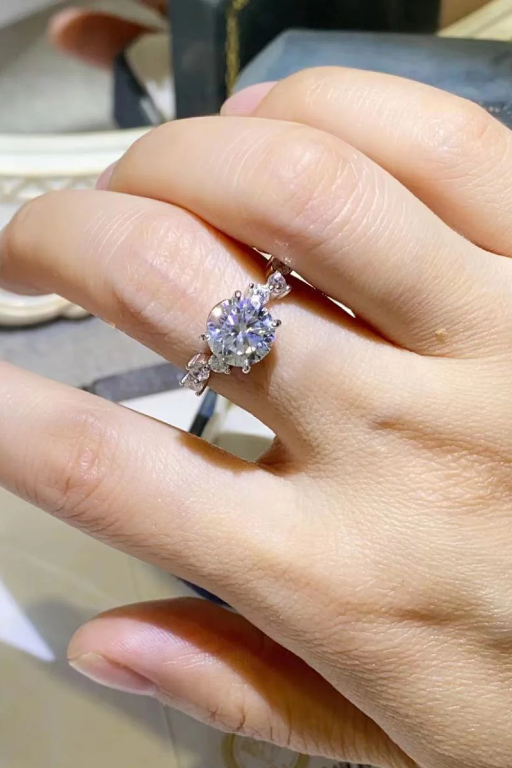 2 Carat Moissanite 925 Sterling Silver Ring - Image 3