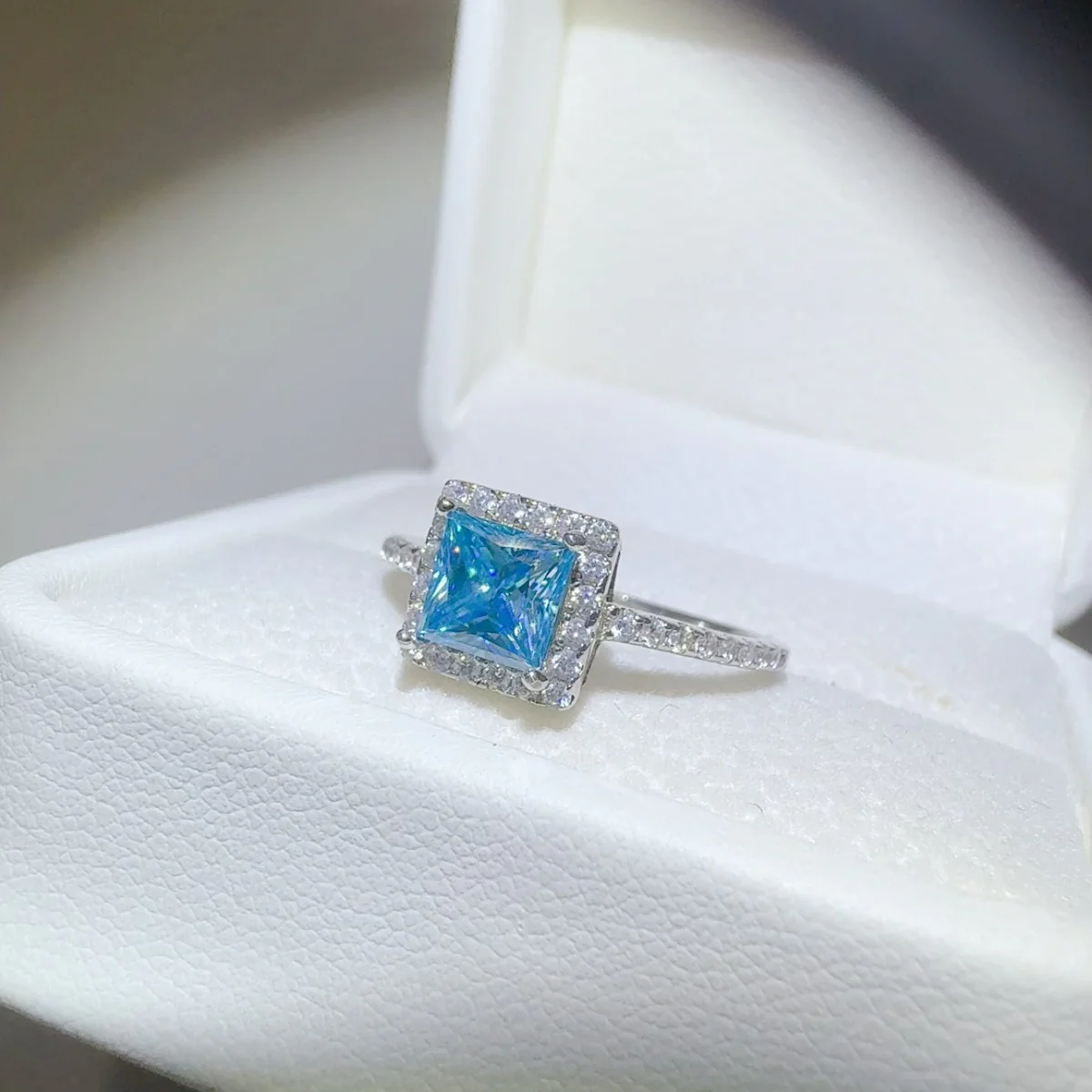 2 Carat Moissanite 925 Sterling Silver Square Shape Ring - Image 6