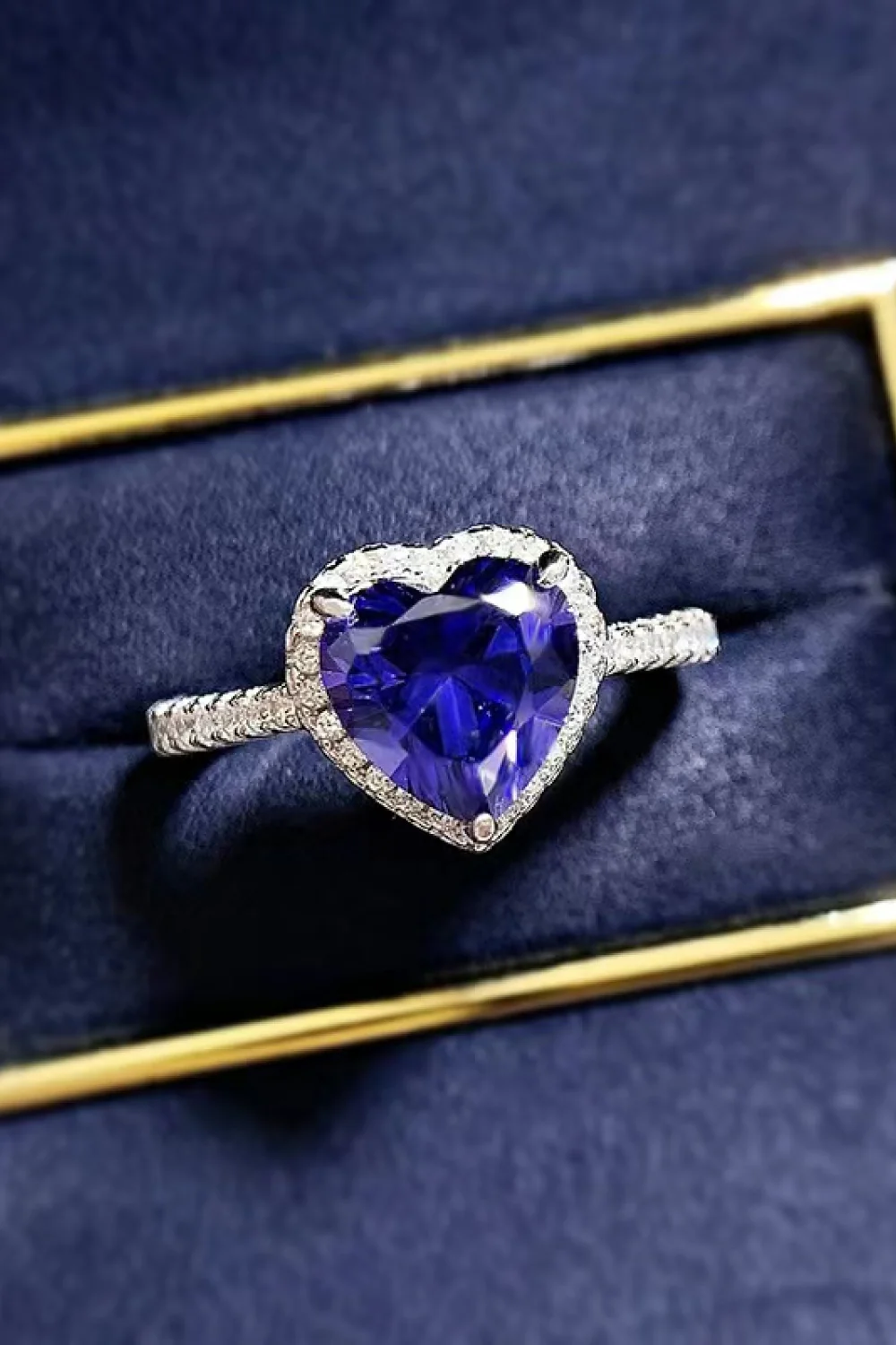 2 Carat Moissanite Heart-Shaped Side Stone Ring - Image 2