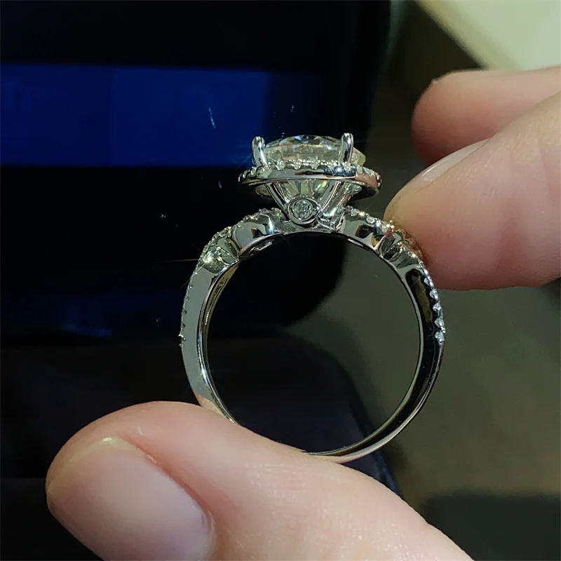 3 Carat 925 Sterling Silver Moissanite Ring - Image 4