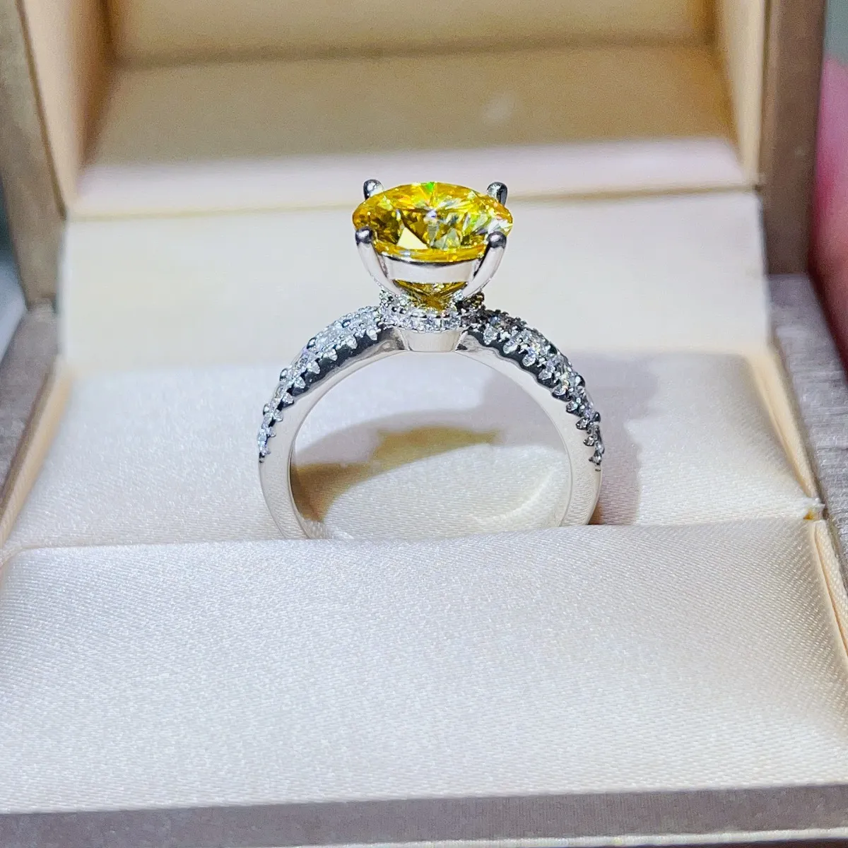 3 Carat Moissanite 925 Sterling Silver Ring - Image 2