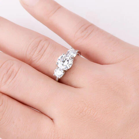3 Carat Moissanite 925 Sterling Silver Ring - Image 2