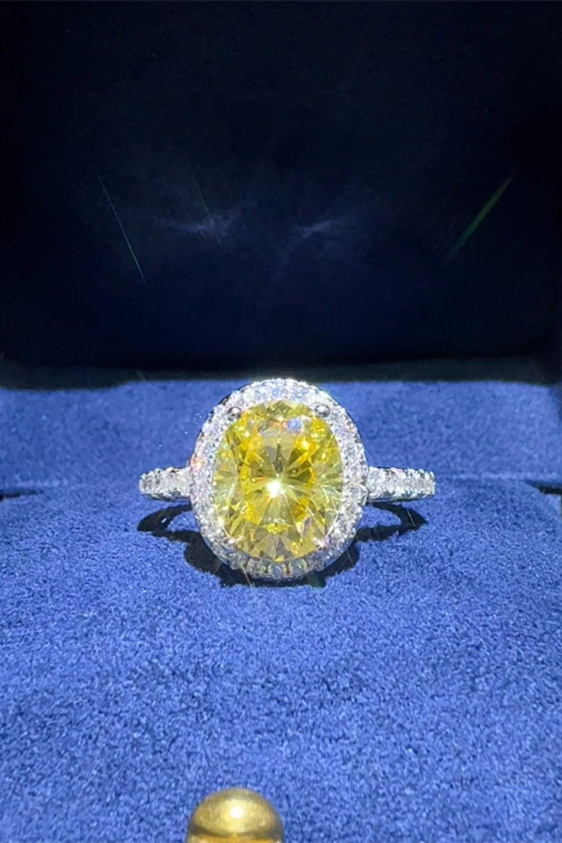 3 Carat Moissanite 925 Sterling Silver Ring - Image 3