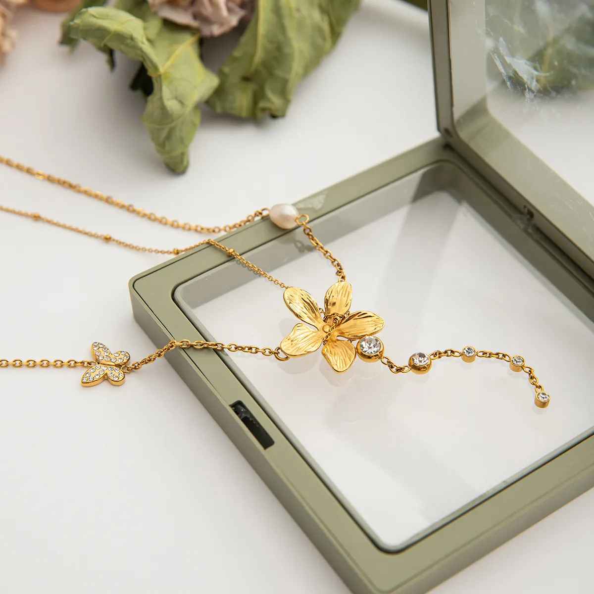 3-Piece 18K Gold-Plated Stainless Steel Flower Necklace - Image 7