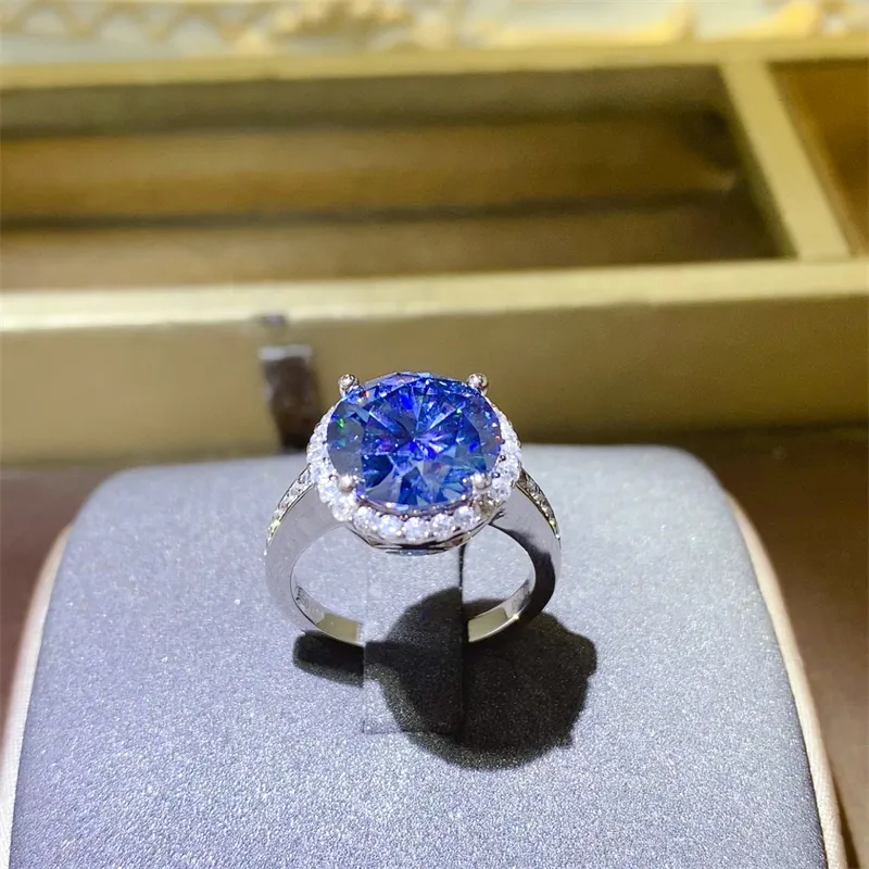 5 Carat Moissanite 925 Sterling Silver Ring - Image 6