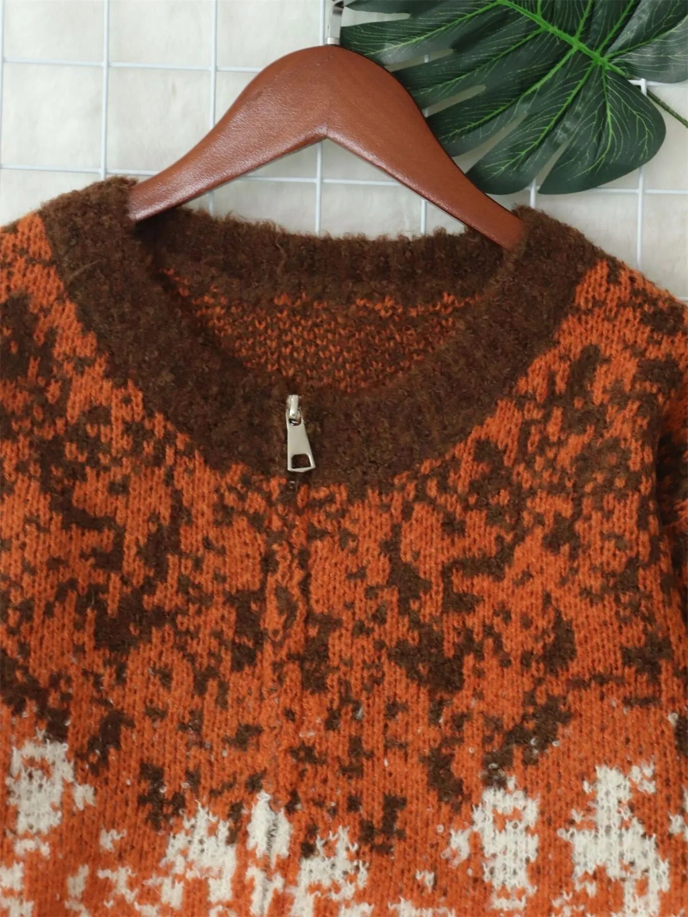Asymmetrical Hem Zip Up Cardigan - Image 8
