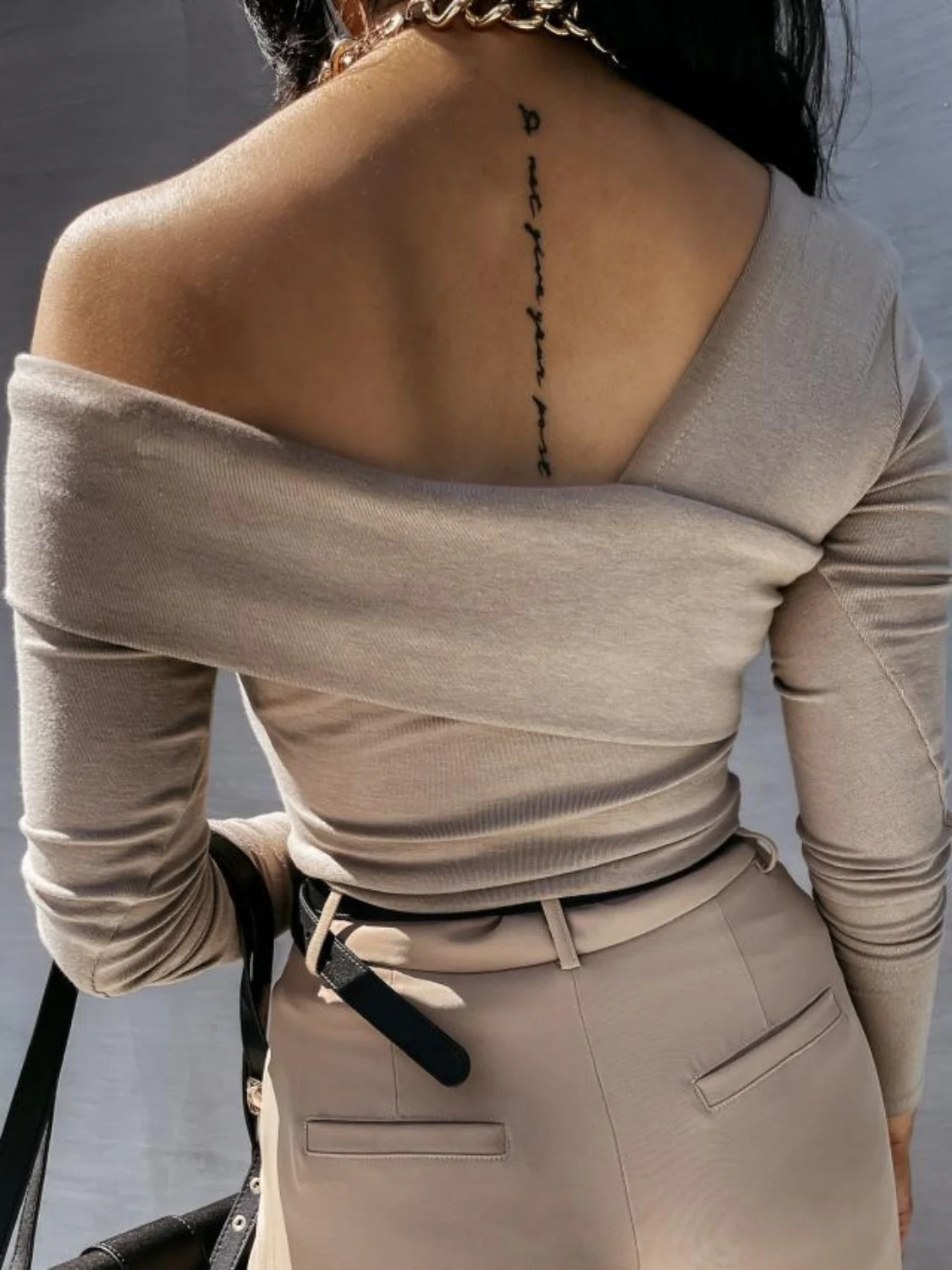Asymmetrical Single Shoulder Long Sleeve T-Shirt - Image 8