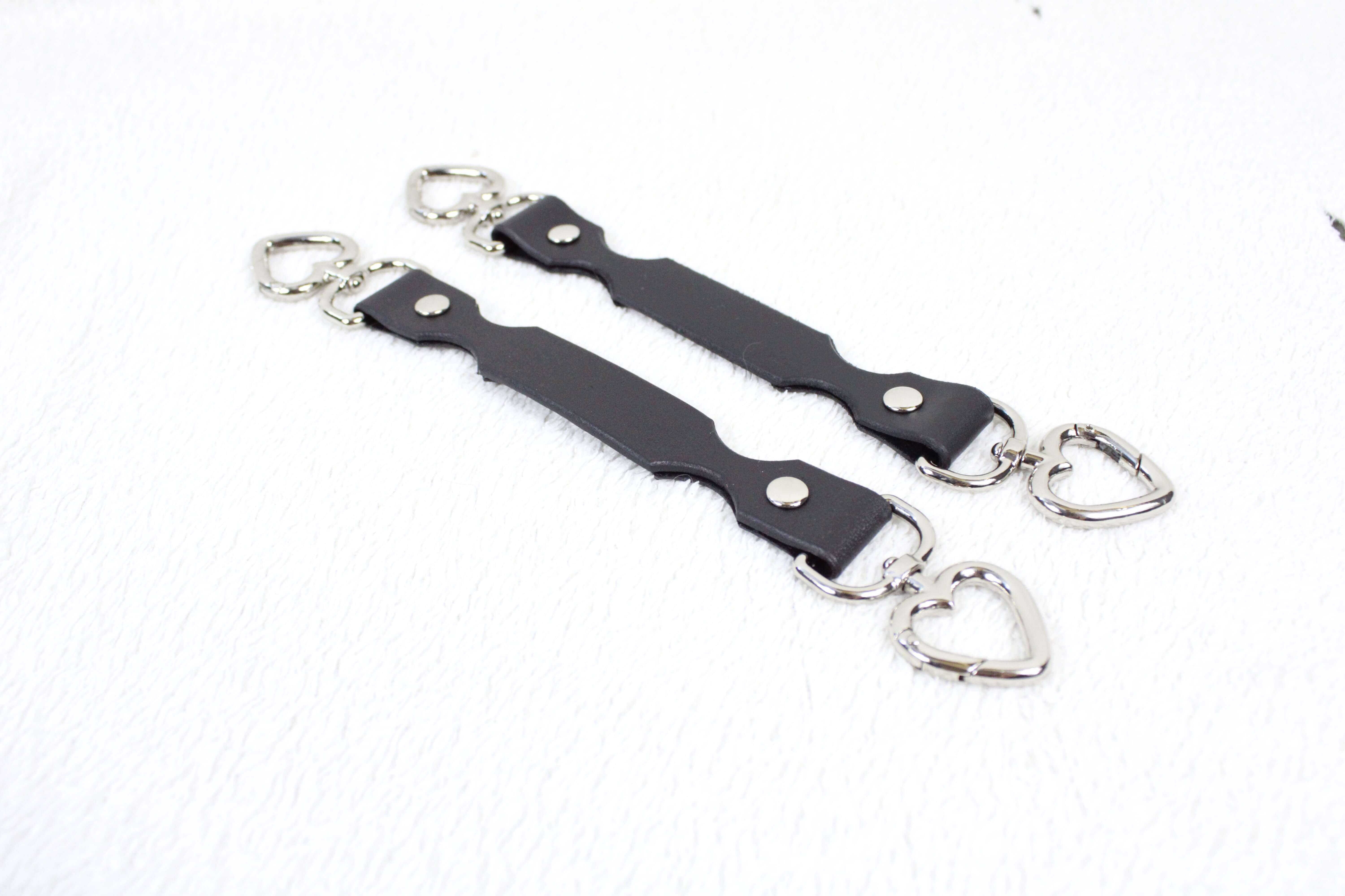 BDSM Accessories Leather Restraint Connector Strap for BDSM Play - Image 5