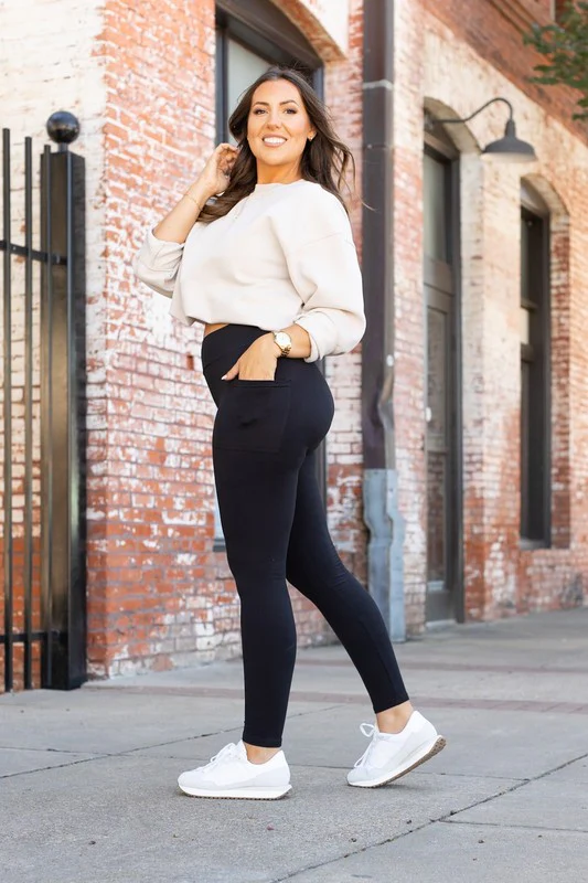 Black FULL LENGTH Leggings with POCKETS - Image 4
