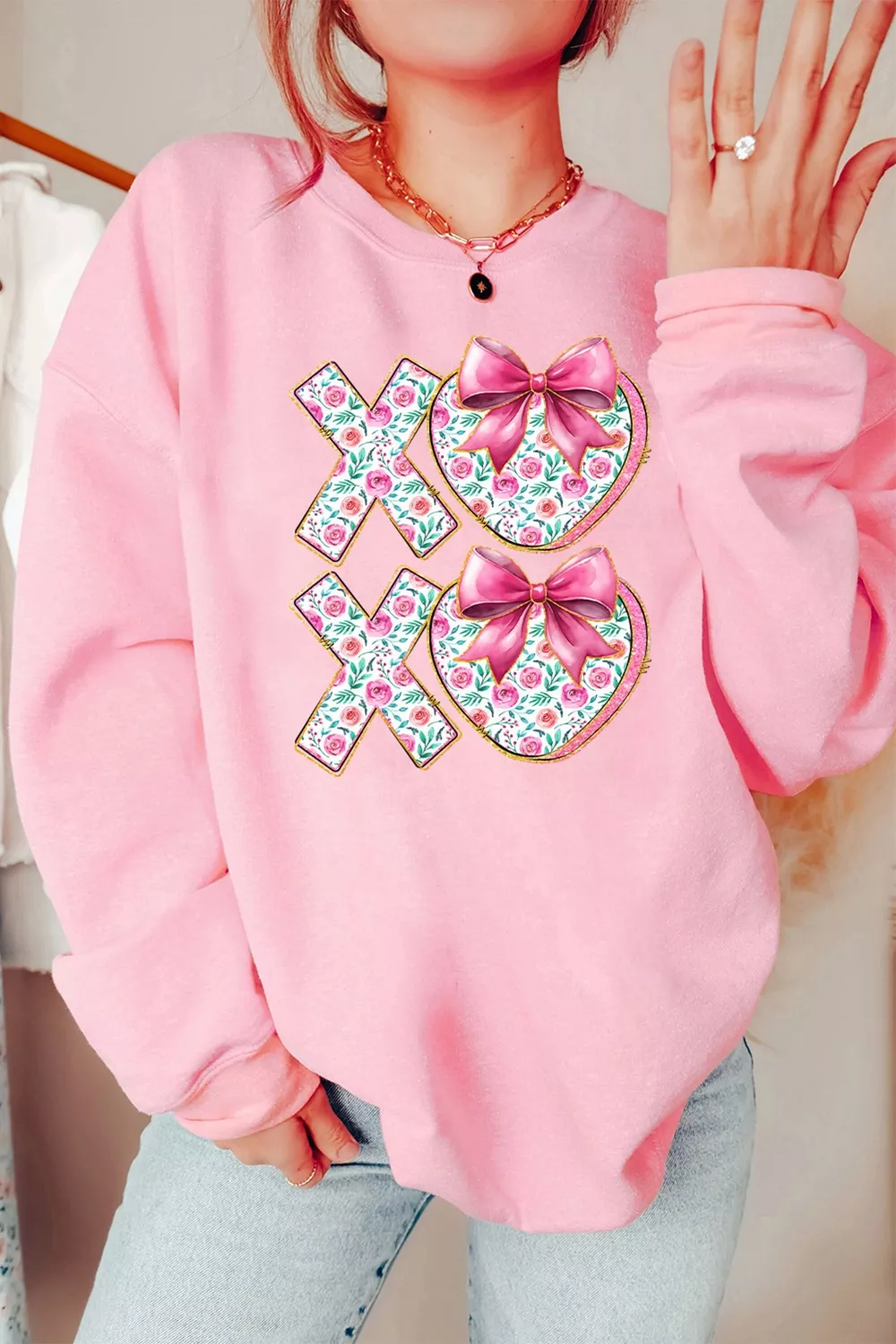 Bow Floral Printed Valentines Day XOXO Sweatshirt - Image 2