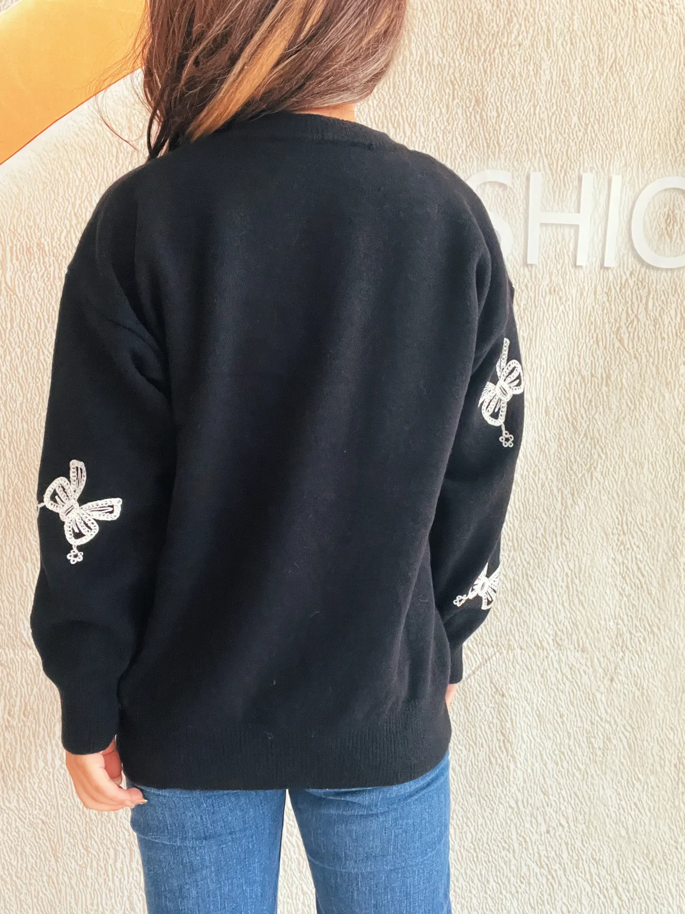 Bow Round Neck Long Sleeve Sweater - Image 7