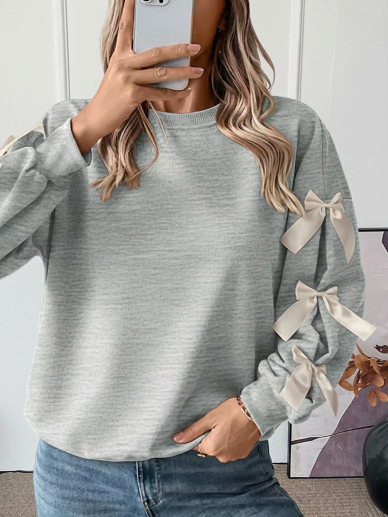 Bowknot Sleeve Round Neck Sweatshirt - Image 8
