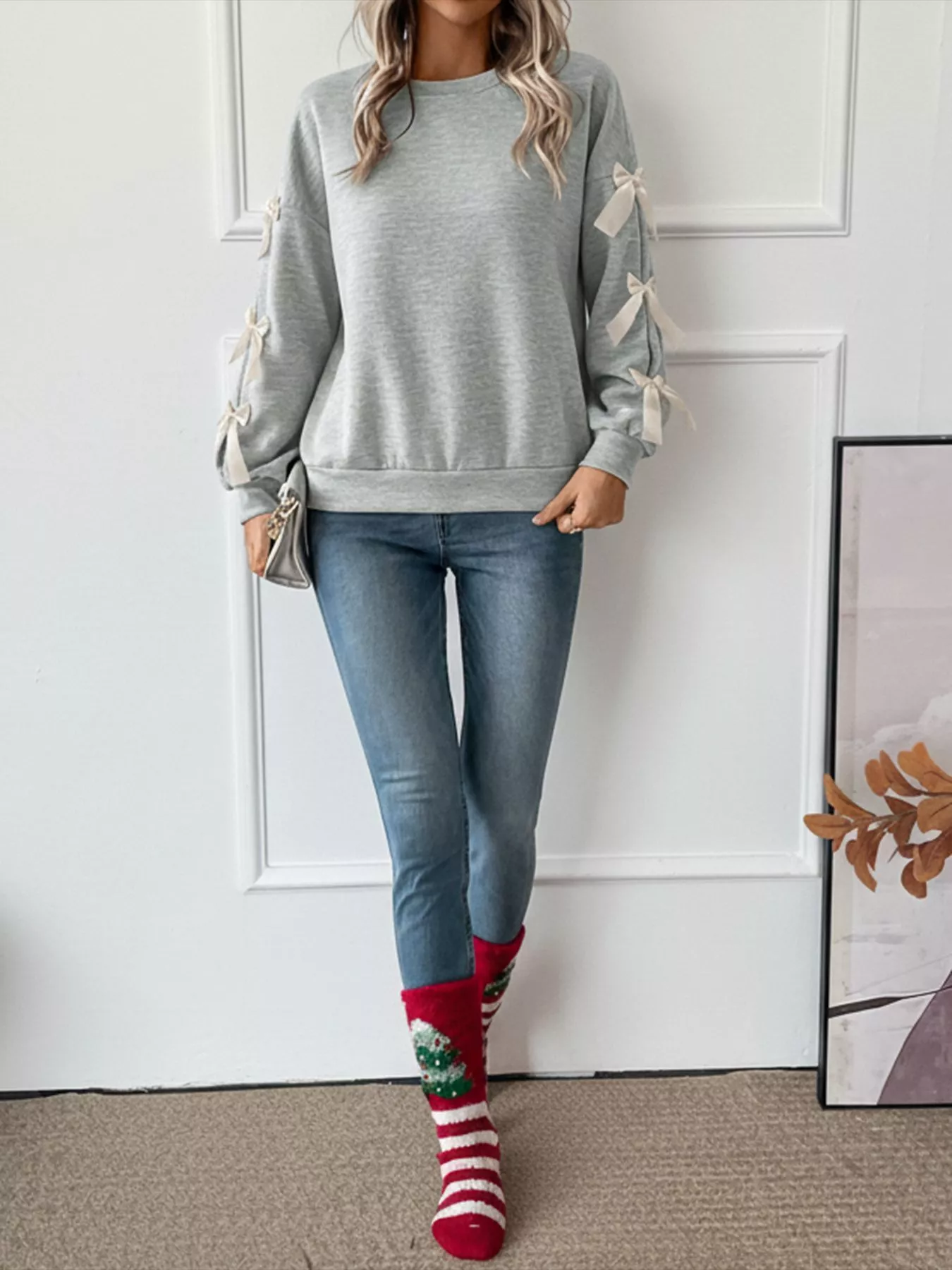 Bowknot Sleeve Round Neck Sweatshirt - Image 9