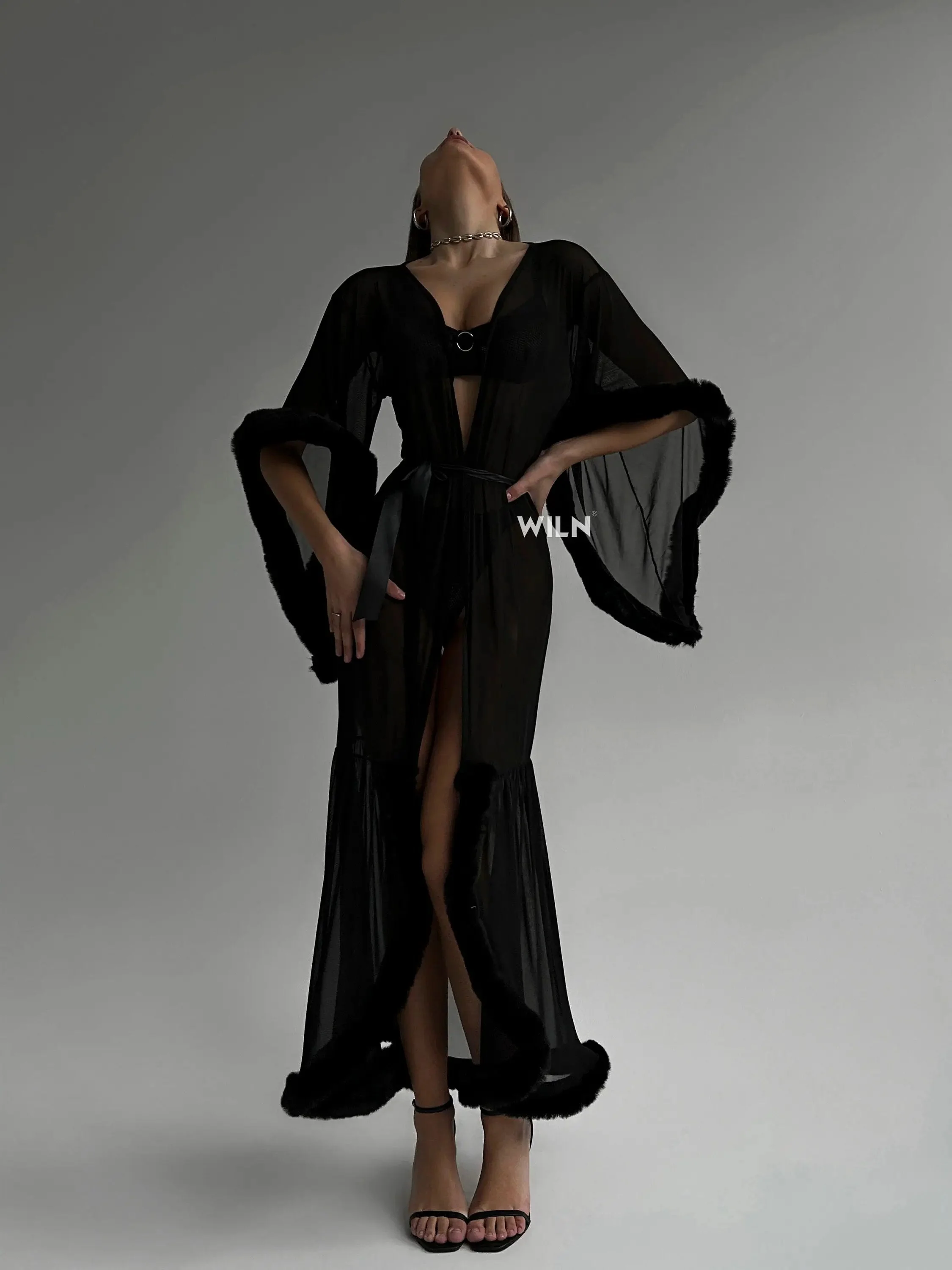BURLESQUE - Image 5
