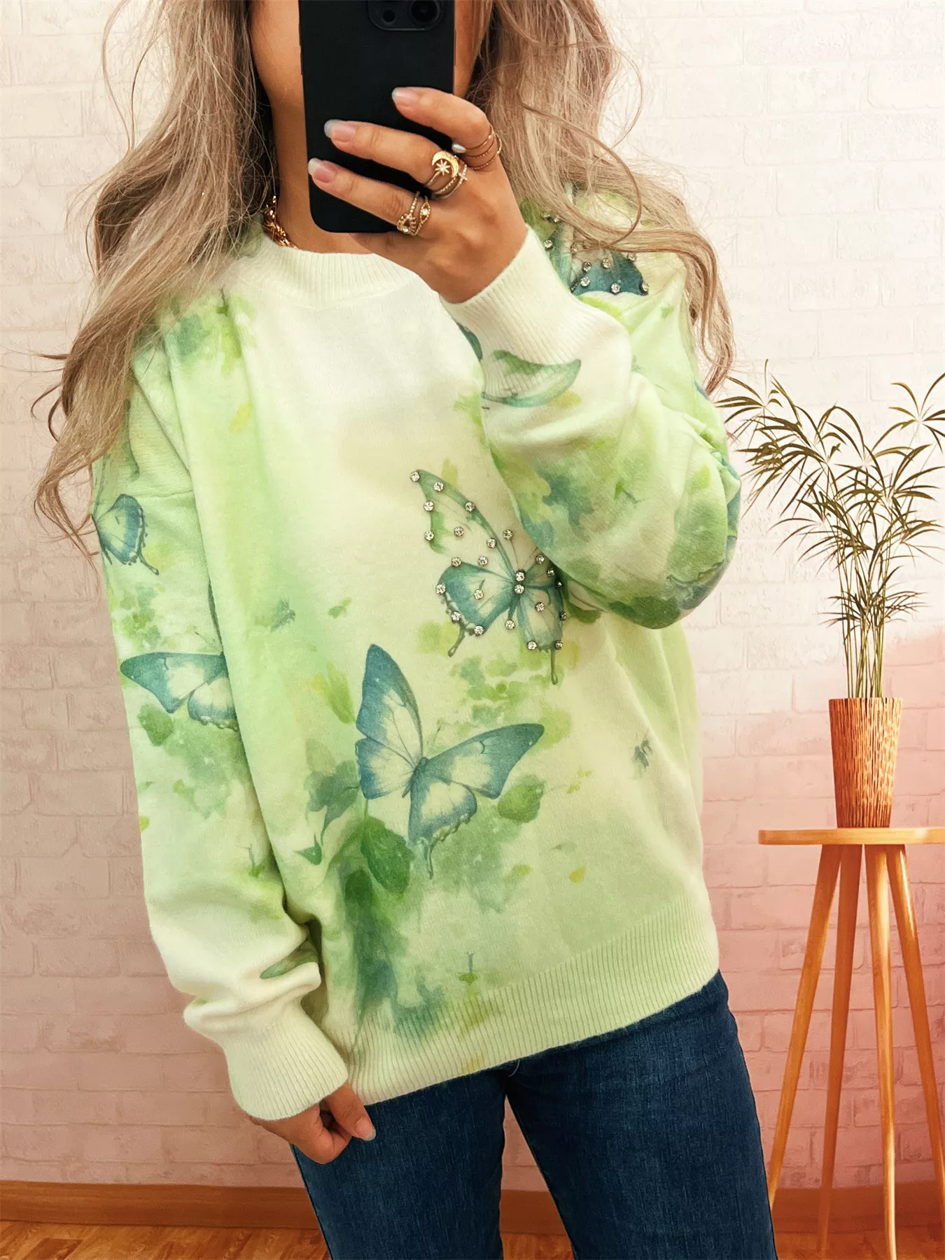 Butterfly Round Neck Lightweight Sweater - Image 4