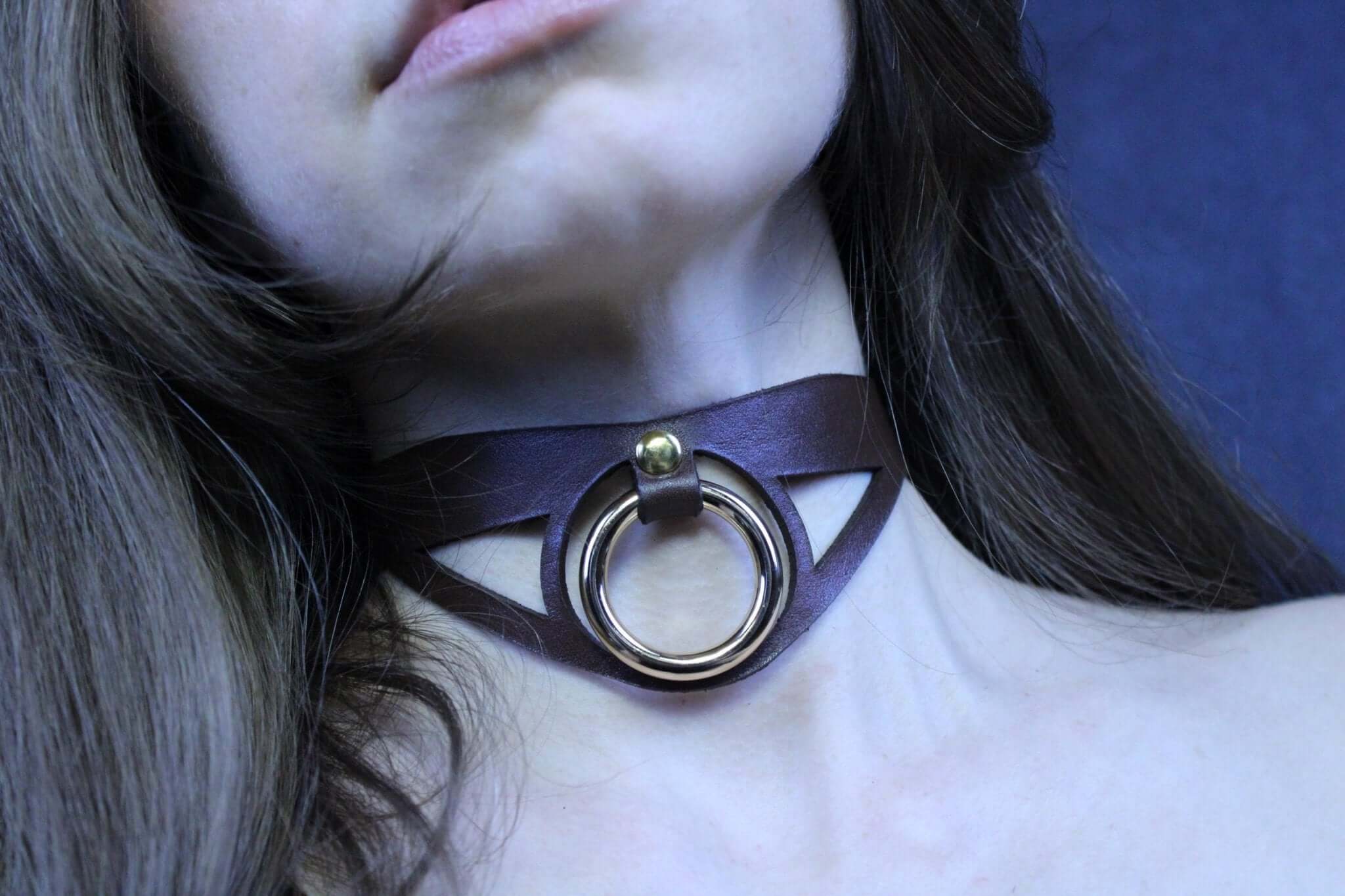 Choker Collar Minimalist BDSM Collar with Statement Ring Elegant - Image 3
