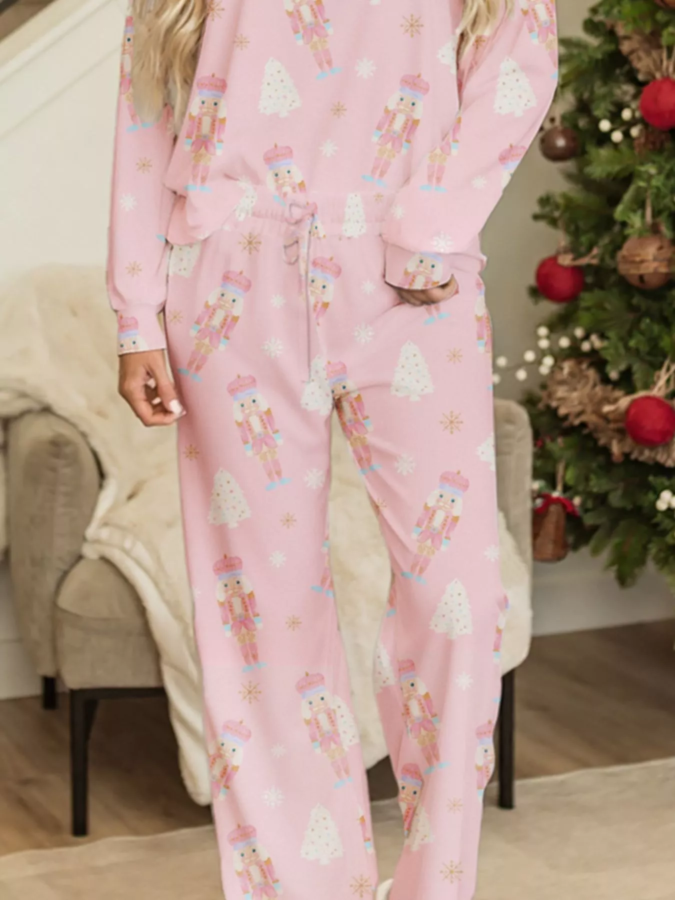 Christmas Tree Nutcracker Print Top and Pants 2pcs Lounge Set - Image 3