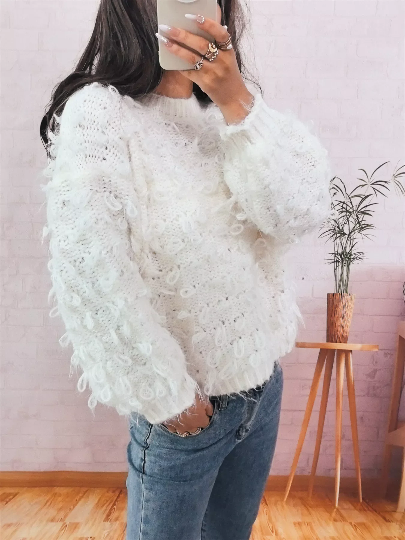 Chunky Round Neck Long Sleeve Sweater - Image 20