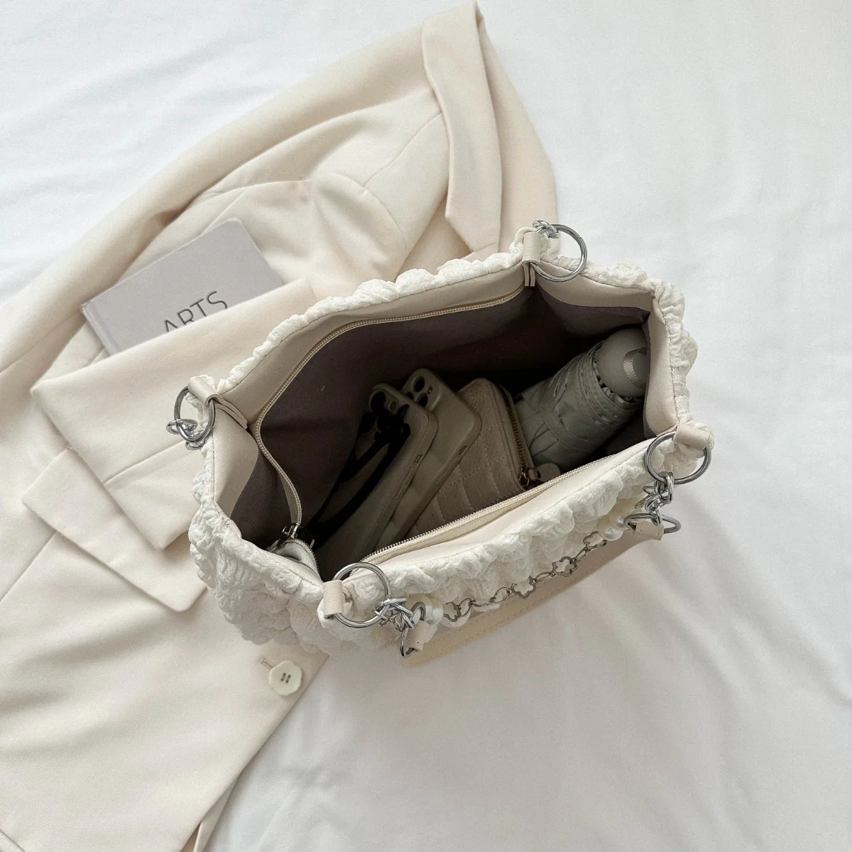 Cloud Puffy Polyester Tote Bag - Image 13