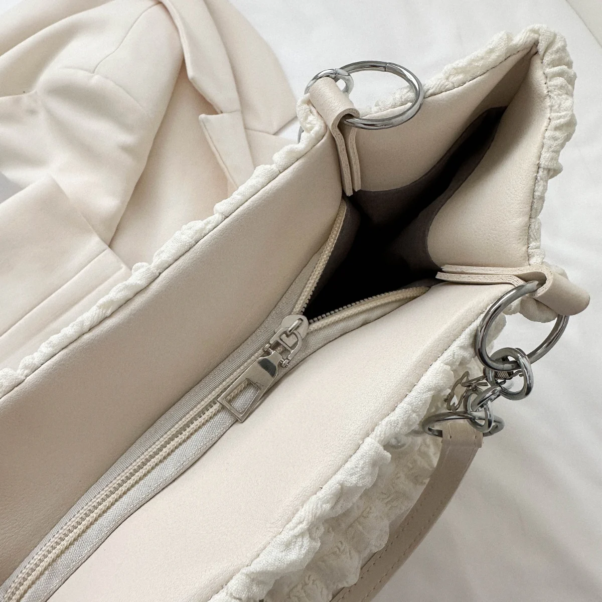 Cloud Puffy Polyester Tote Bag - Image 16