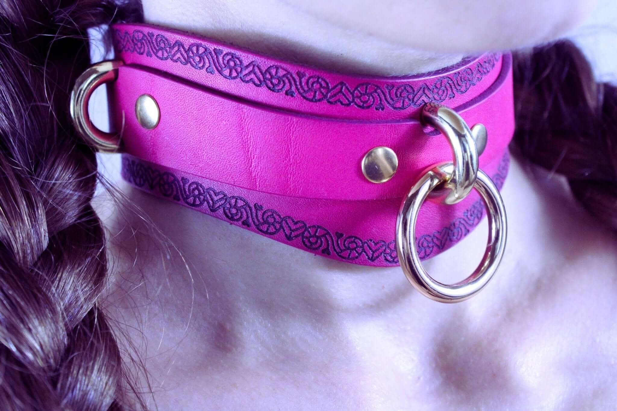 Collars For Women Pink Heart Pattern Choker with O-Ring - Image 3