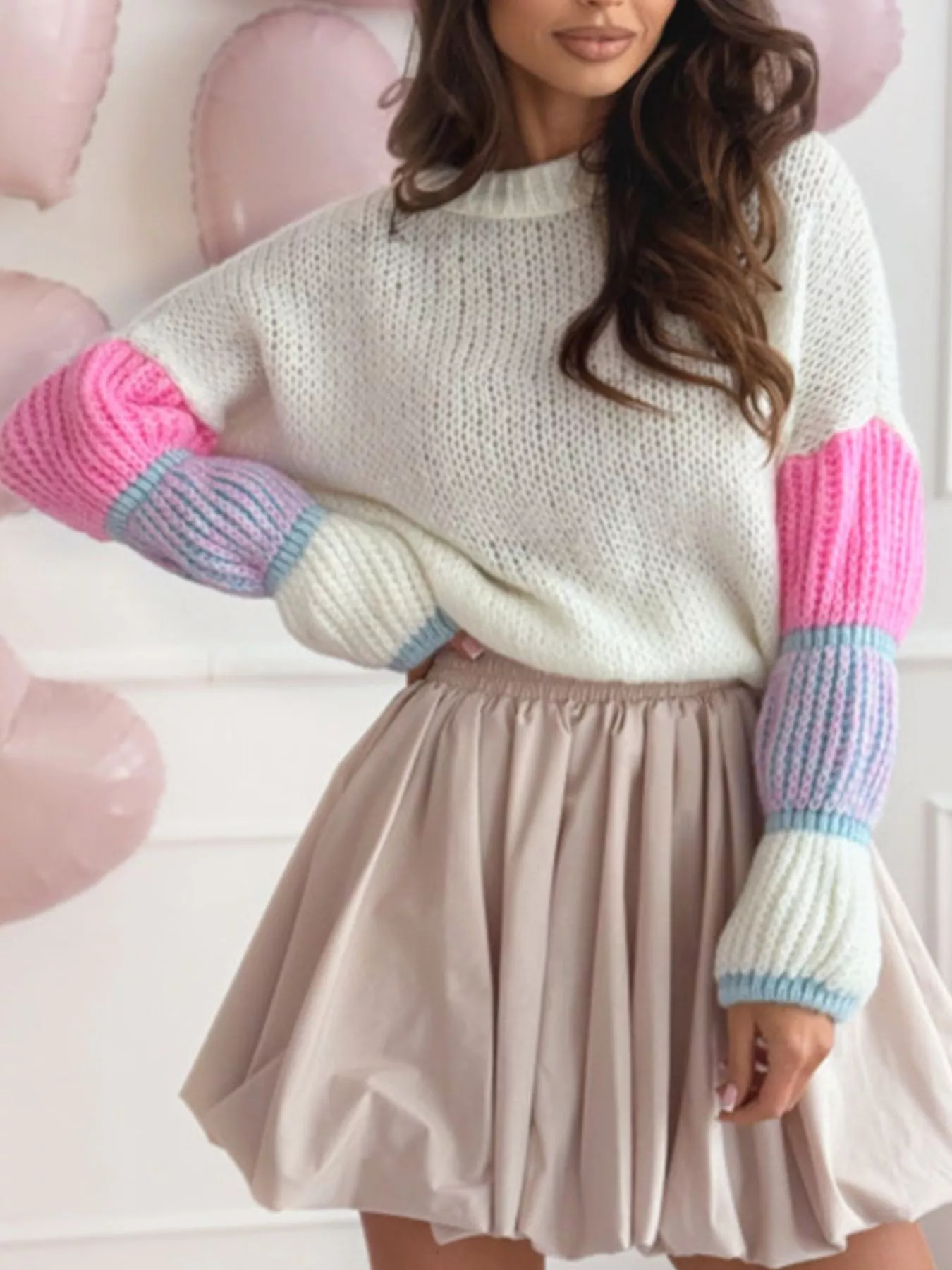 Color Block Round Neck Sweater - Image 3