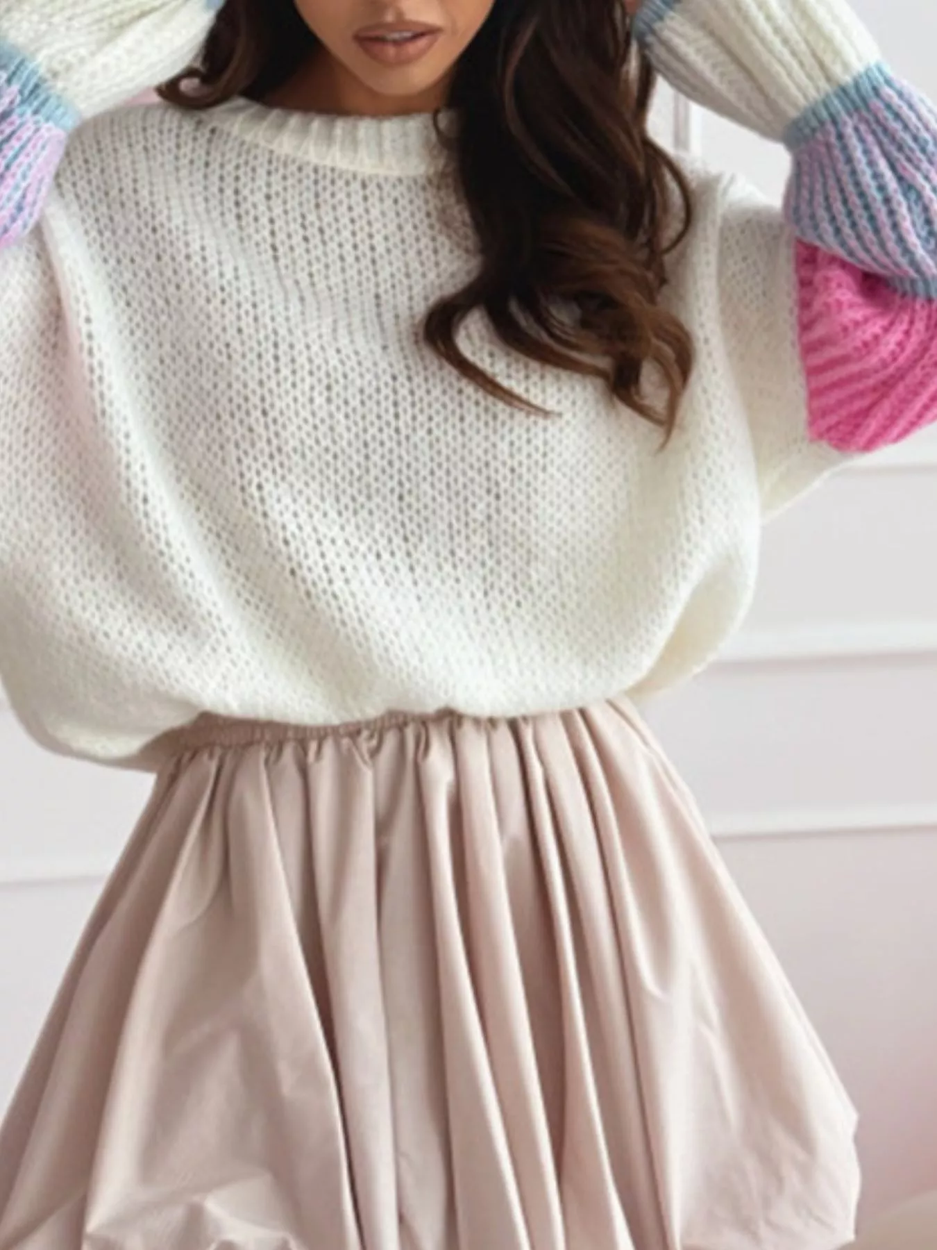 Color Block Round Neck Sweater - Image 4