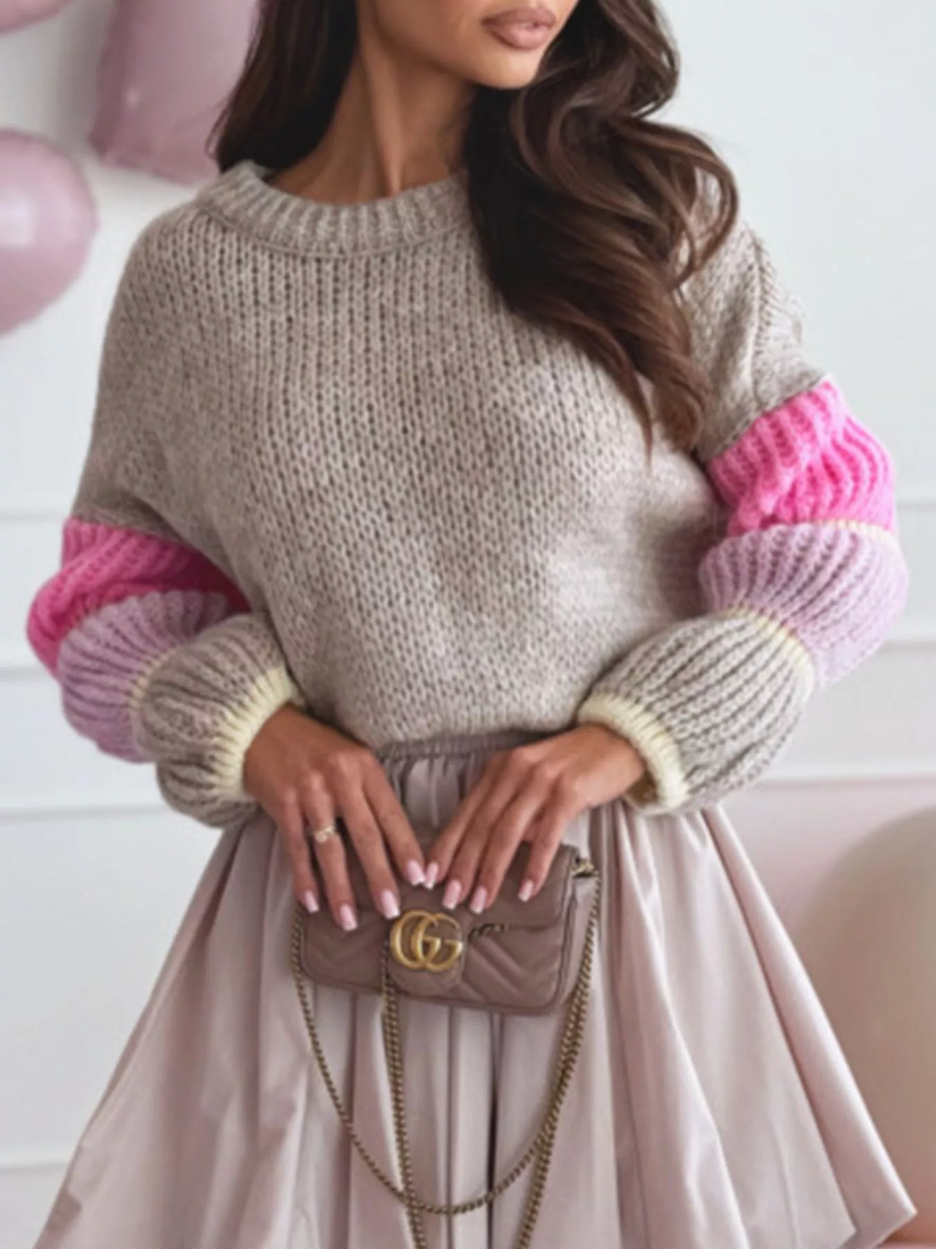 Color Block Round Neck Sweater - Image 9