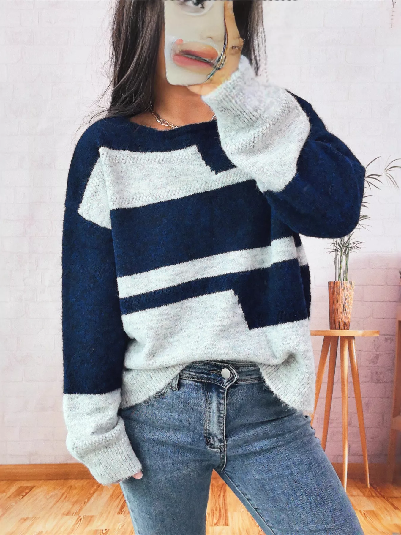 Color Block Round Neck Sweater - Image 6