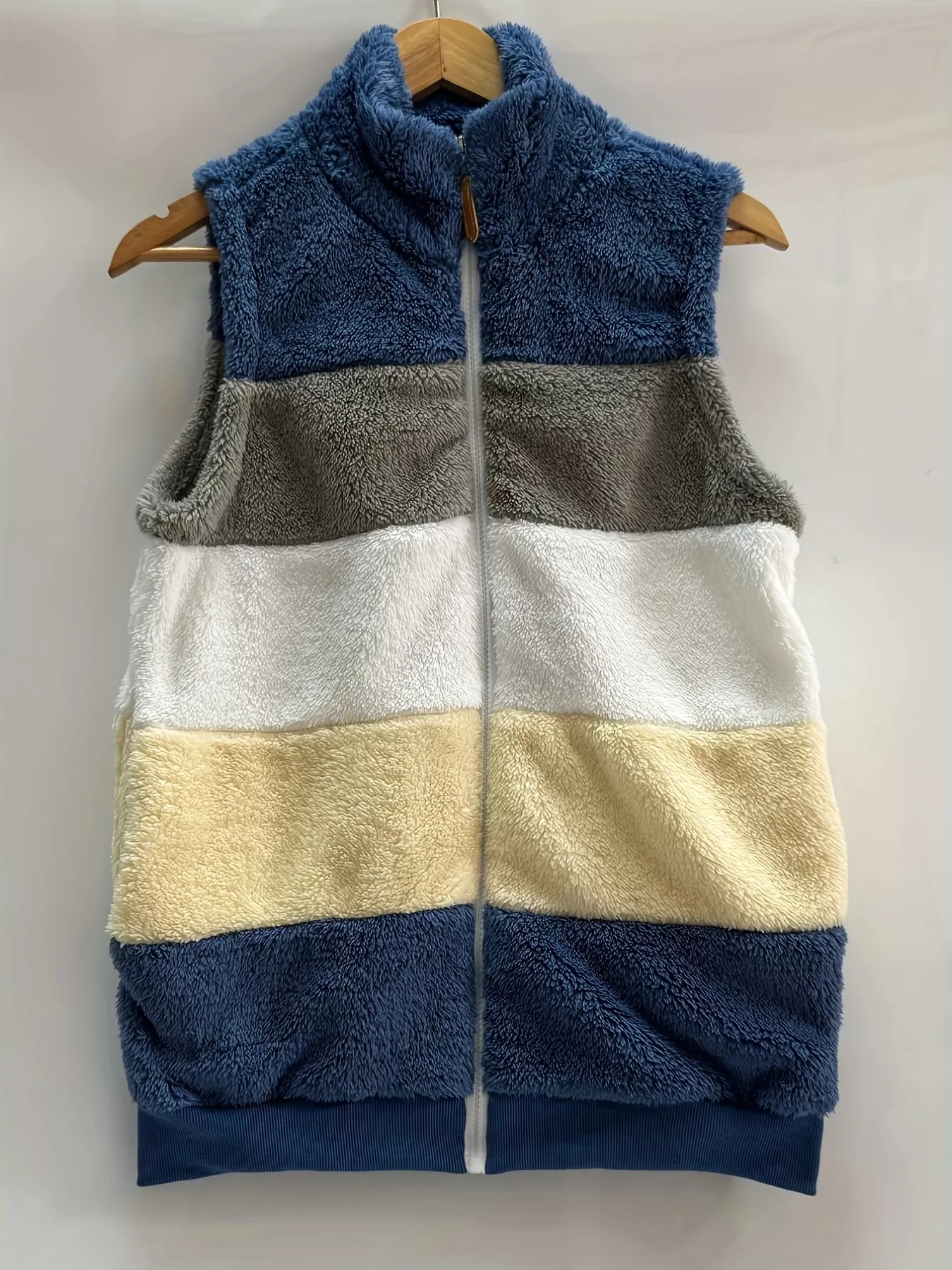 Color Block Zip Up Vest Coat - Image 2