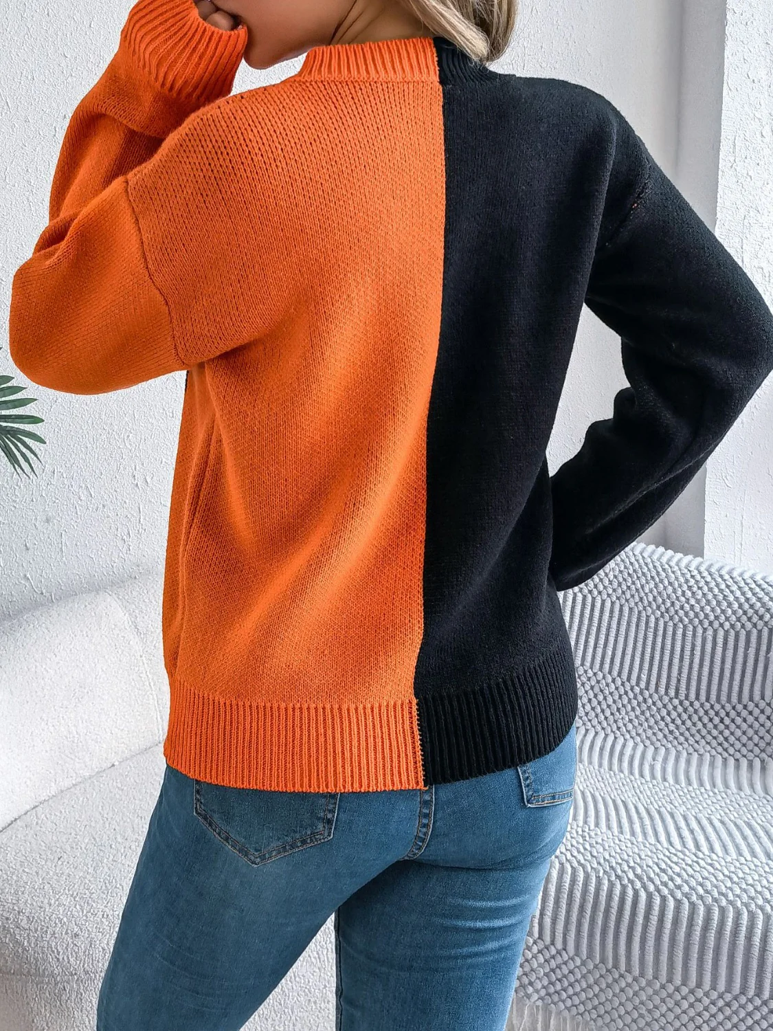 Contrast Round Neck Long Sleeve Sweater - Image 2
