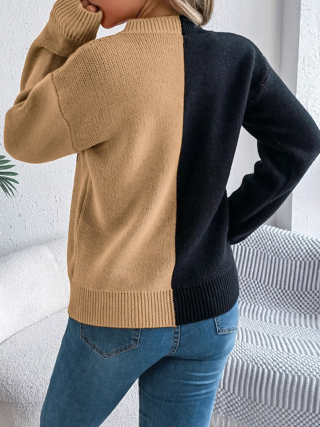 Contrast Round Neck Long Sleeve Sweater - Image 7