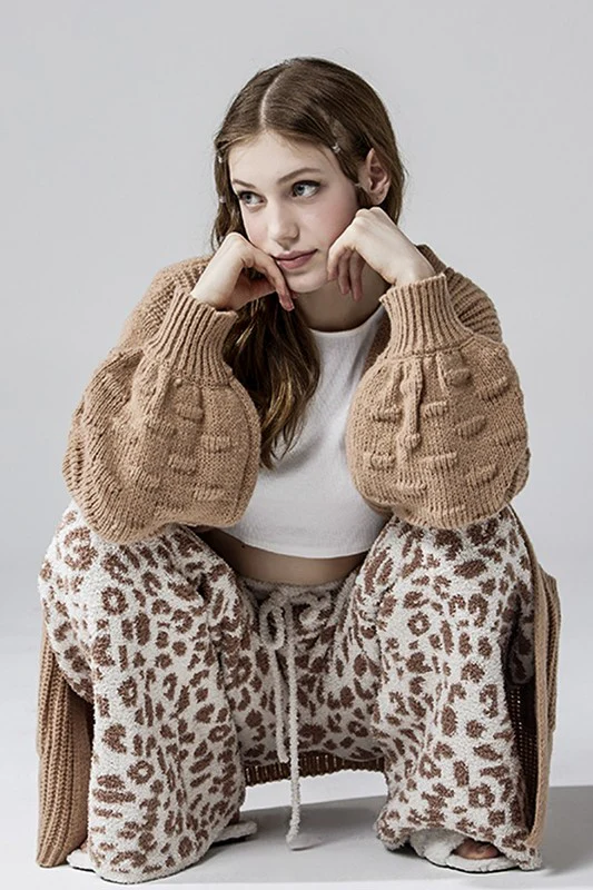 Cozy Warm Soft Leopard Fuzzy Lounge Pants - Image 7