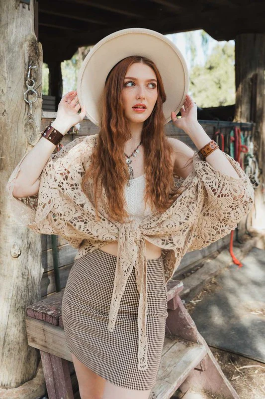 Crochet Floral Petal Kimono Wrap - Image 4