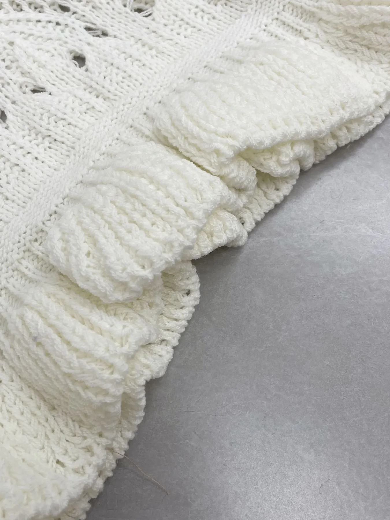 Crochet Ruffled Hem Long Sleeve Sweater - Image 10