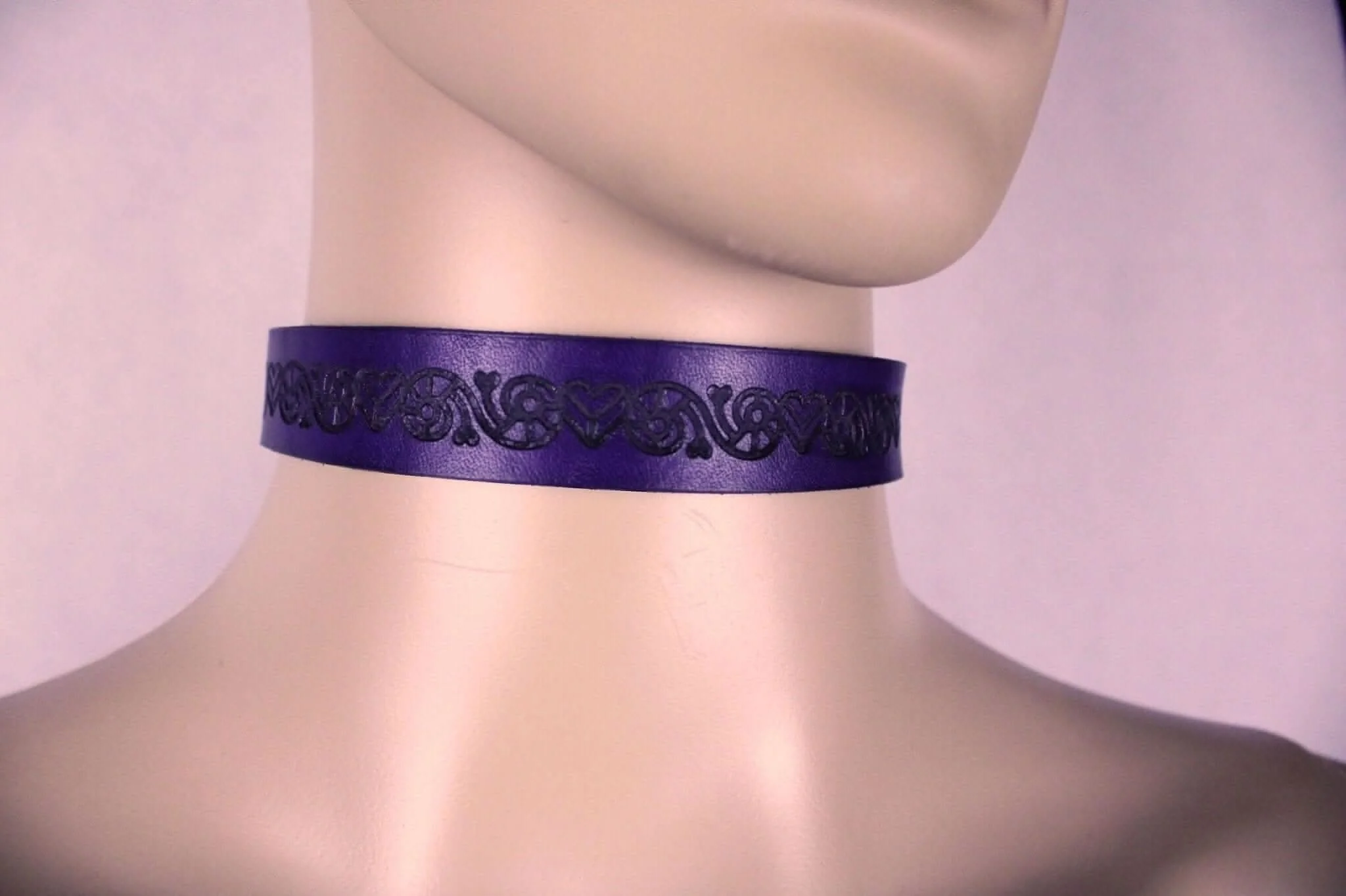 Day Collar Purple Leather Submissive Collar Discreet BDSM Choker - Image 2
