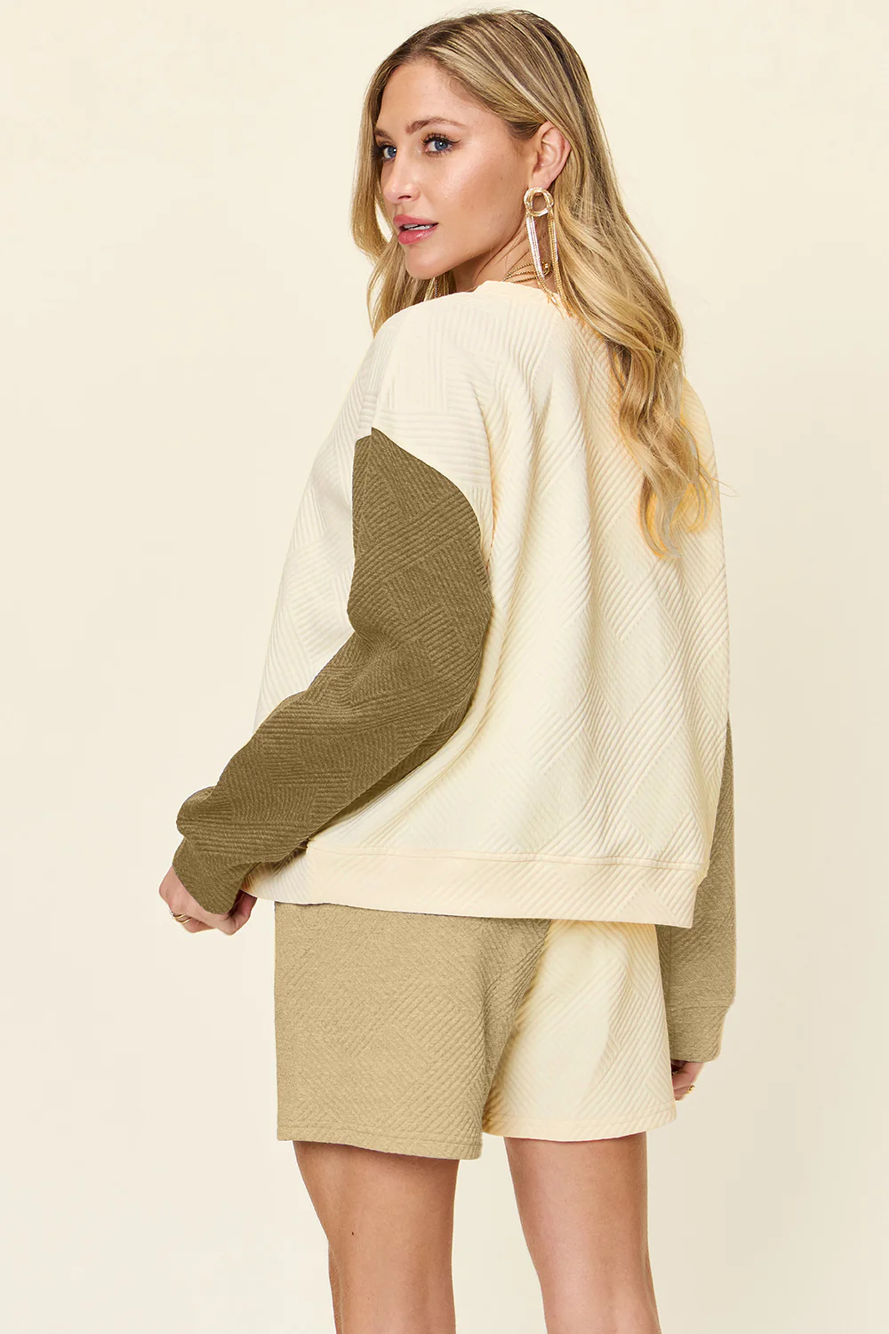 Double Take Full Size Contrast Drop Shoulder Top and Shorts Set - Image 9