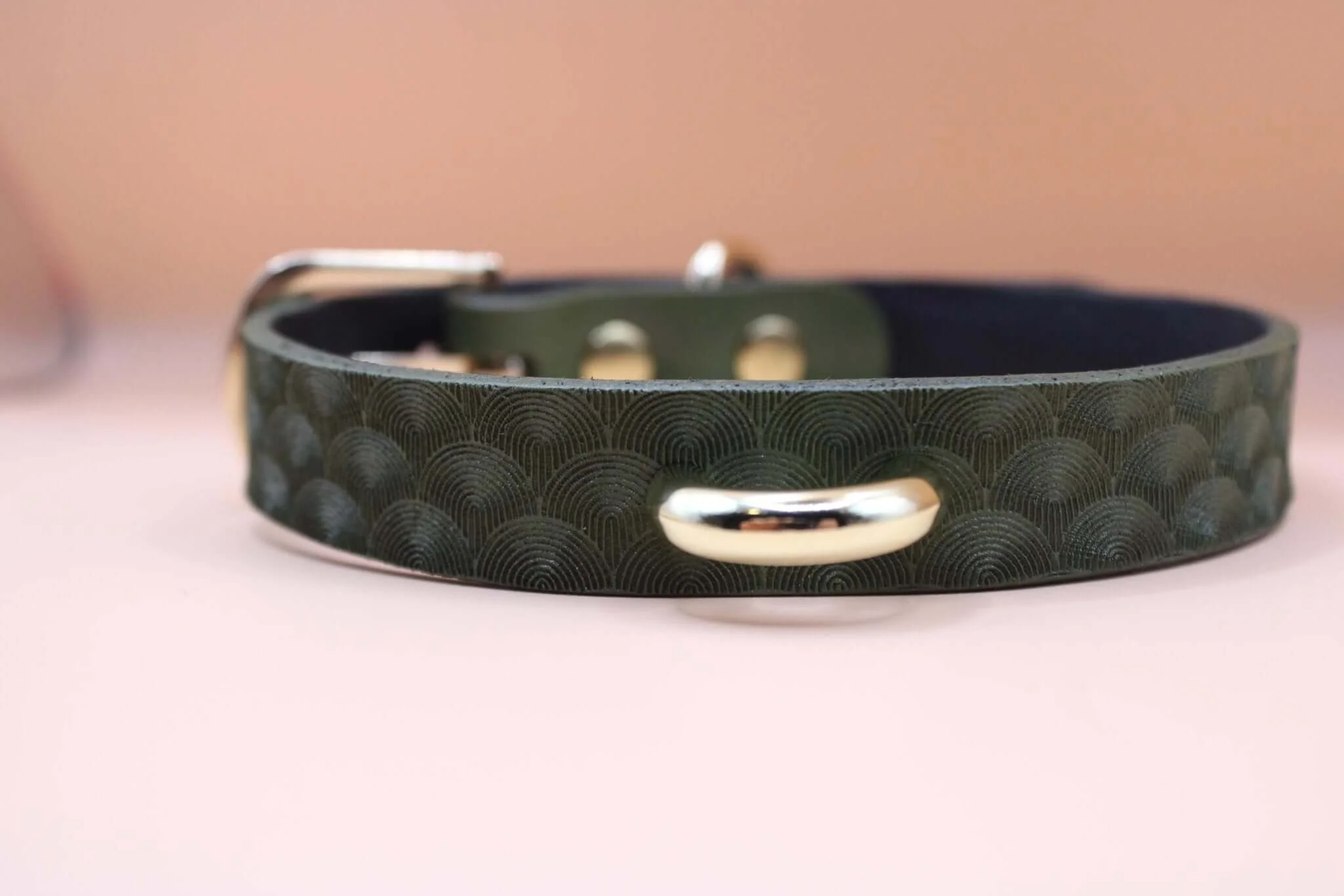 Elegant BDSM Collar Submissive Collar for Everyday BDSM Wear - Image 2