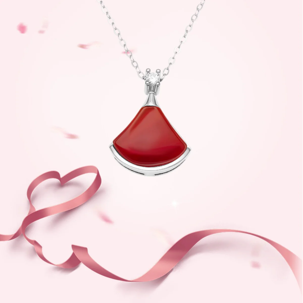 Fan-Shaped Red Agate Pendant Necklace - Image 2